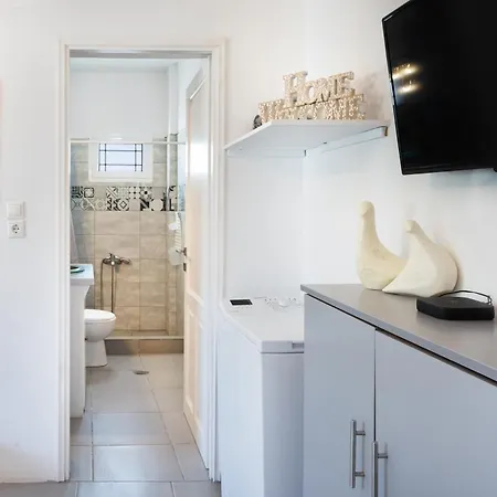 Psarrou Apartment